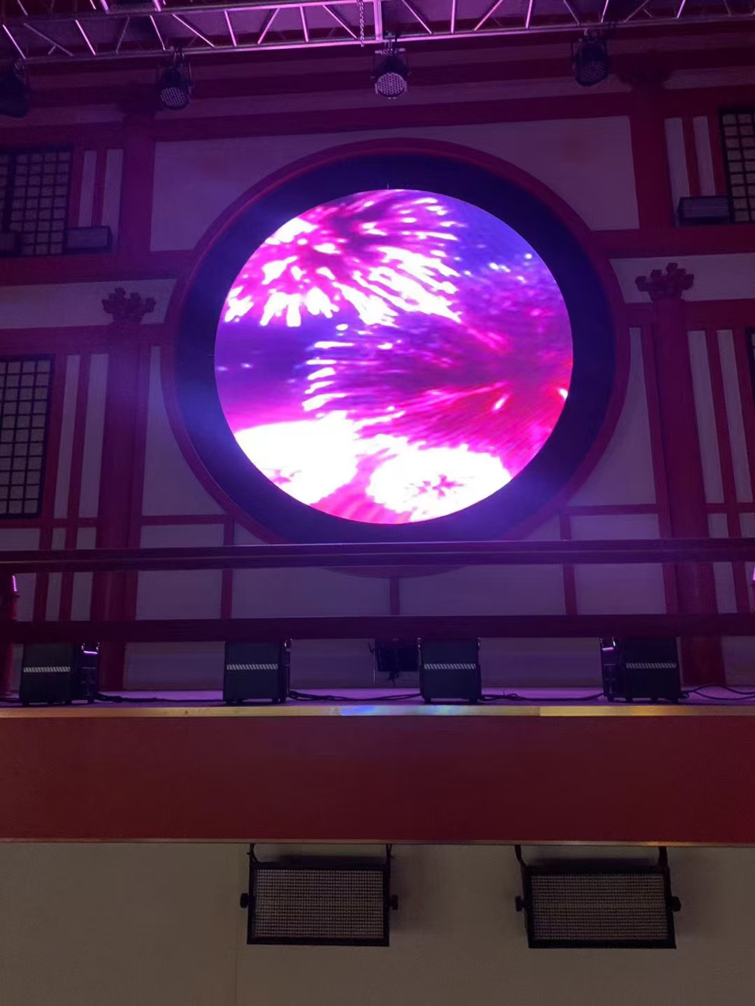 LED Edgeless Round Screen