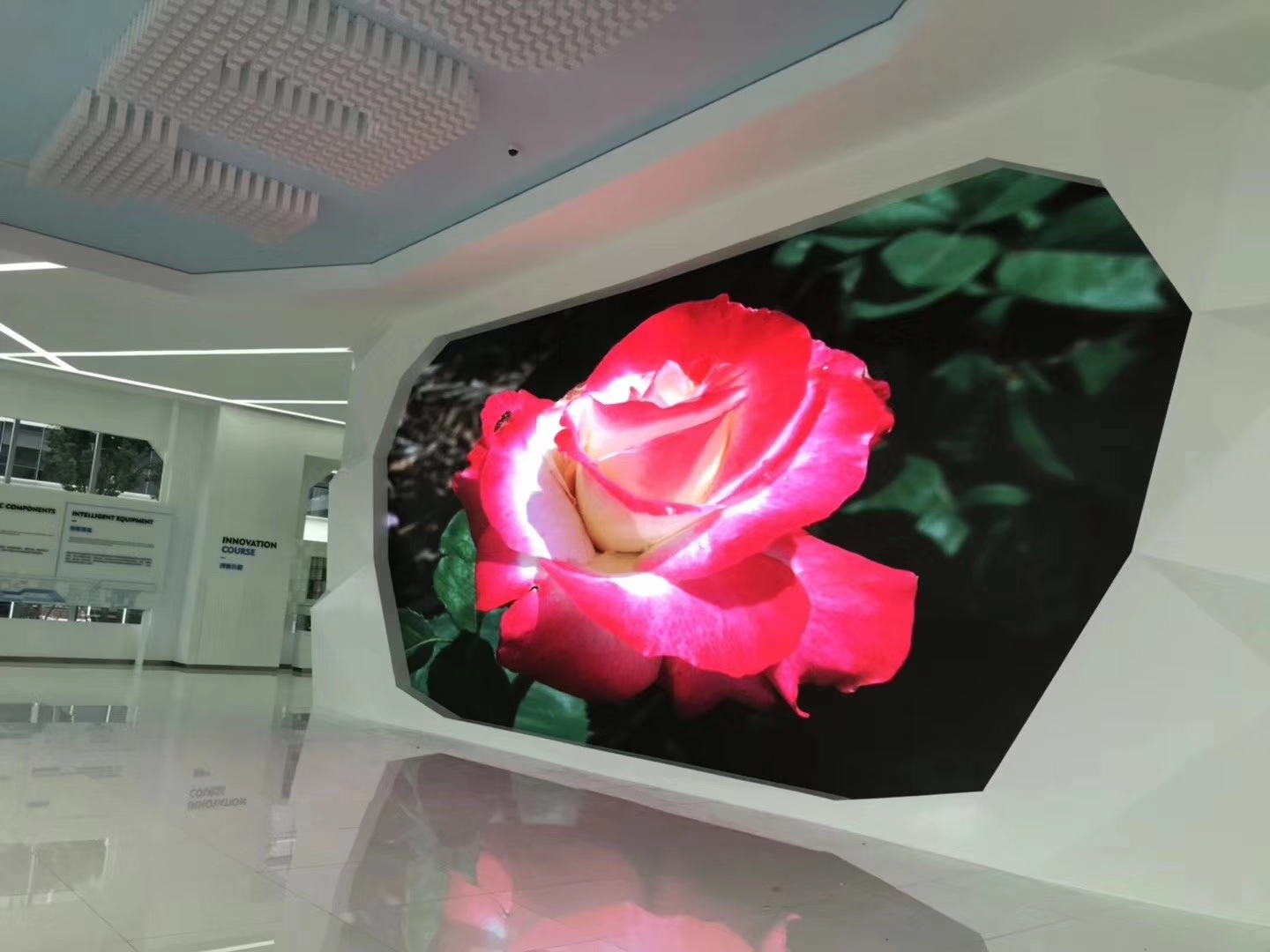 Indoor exhibition hall P1.5 small pitch HD configuration