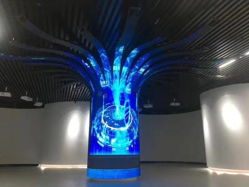 Regarding the future market trend of LED special-shaped screens, how should we choose