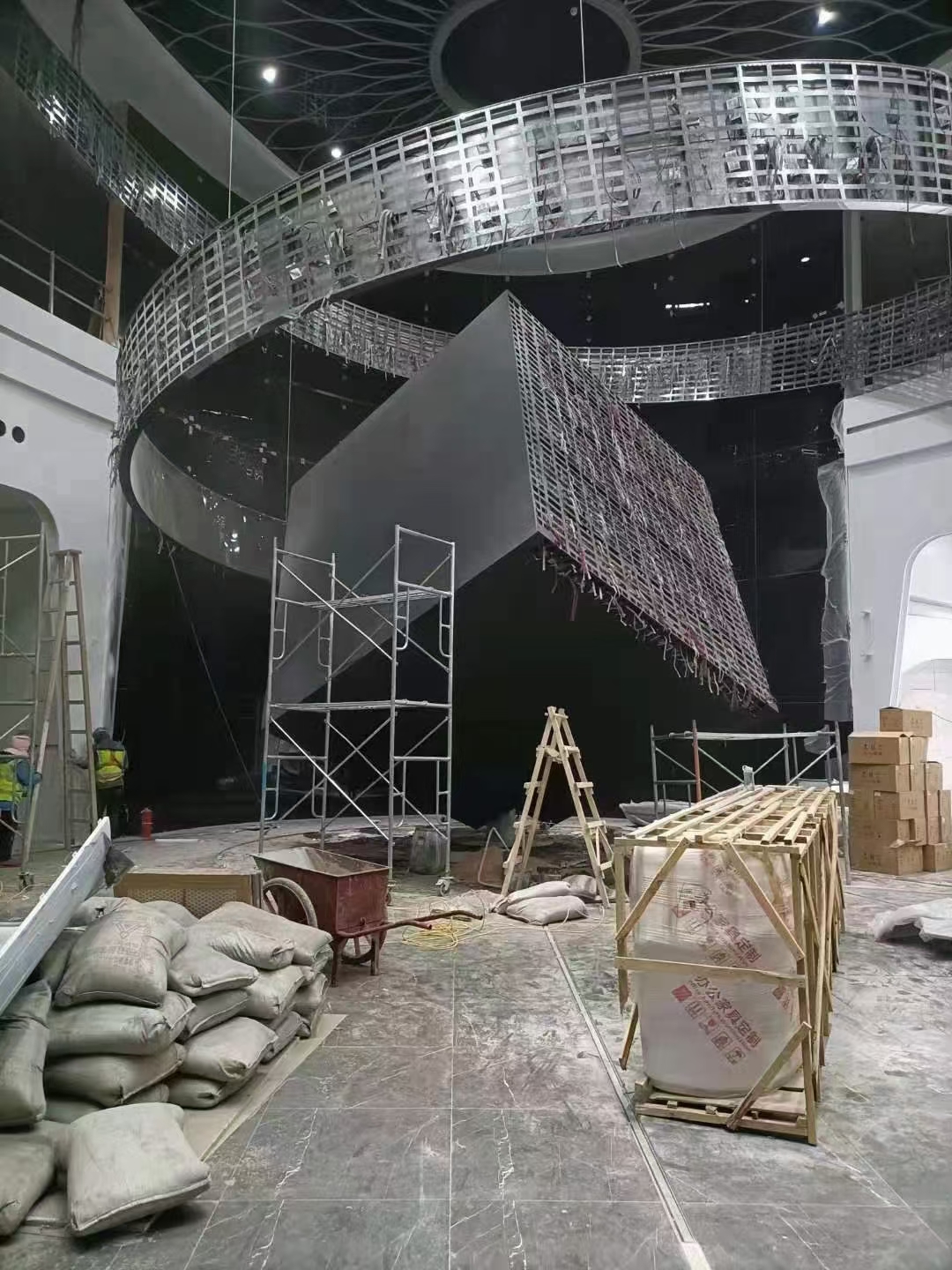 Xinjiang LED indoor flexible screen and magic cube screen
