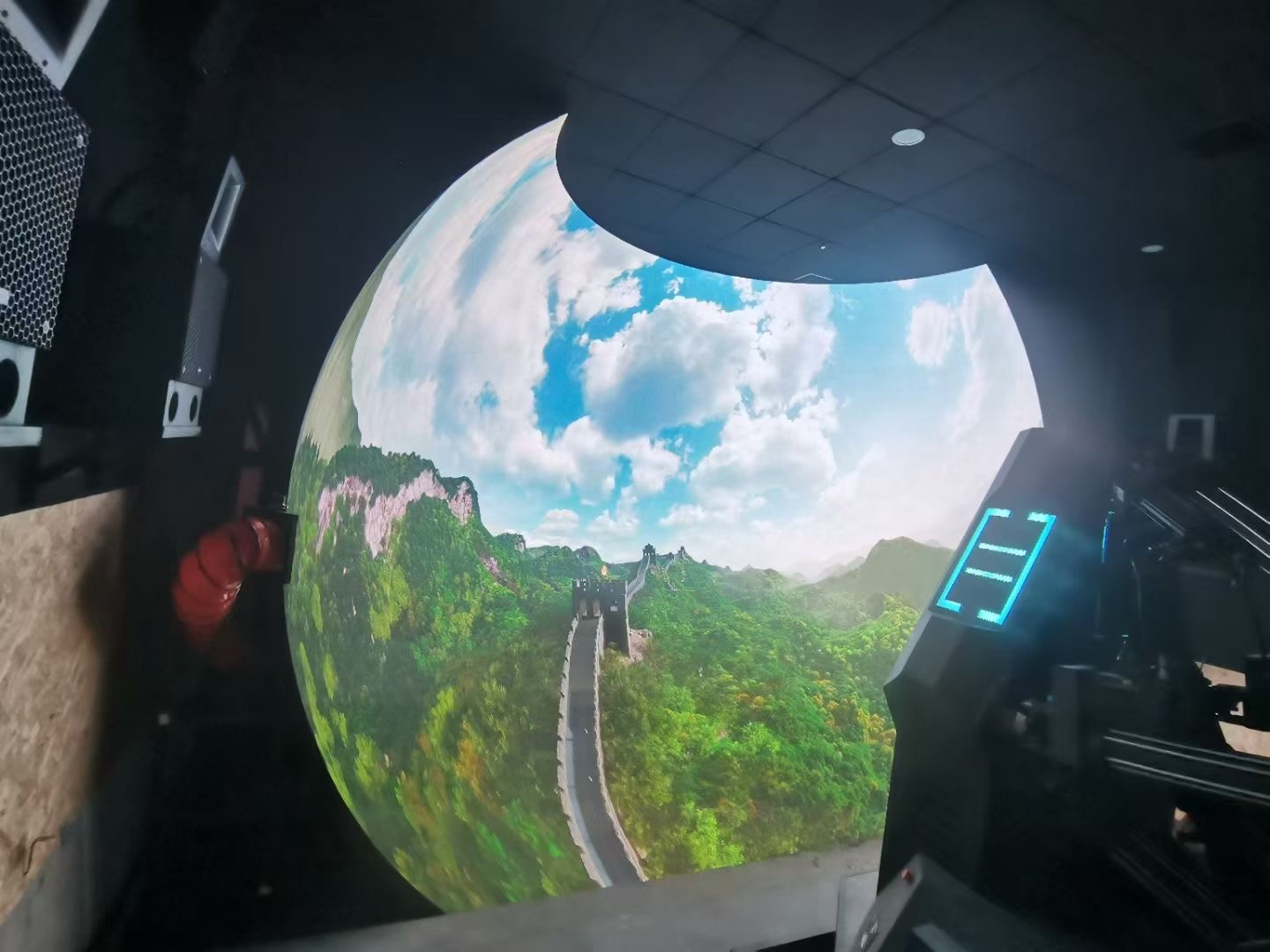 LED inner dome screen-a commercial revolution that lights up the sky LED inner dome screen-a commercial revolution that lights up the sky