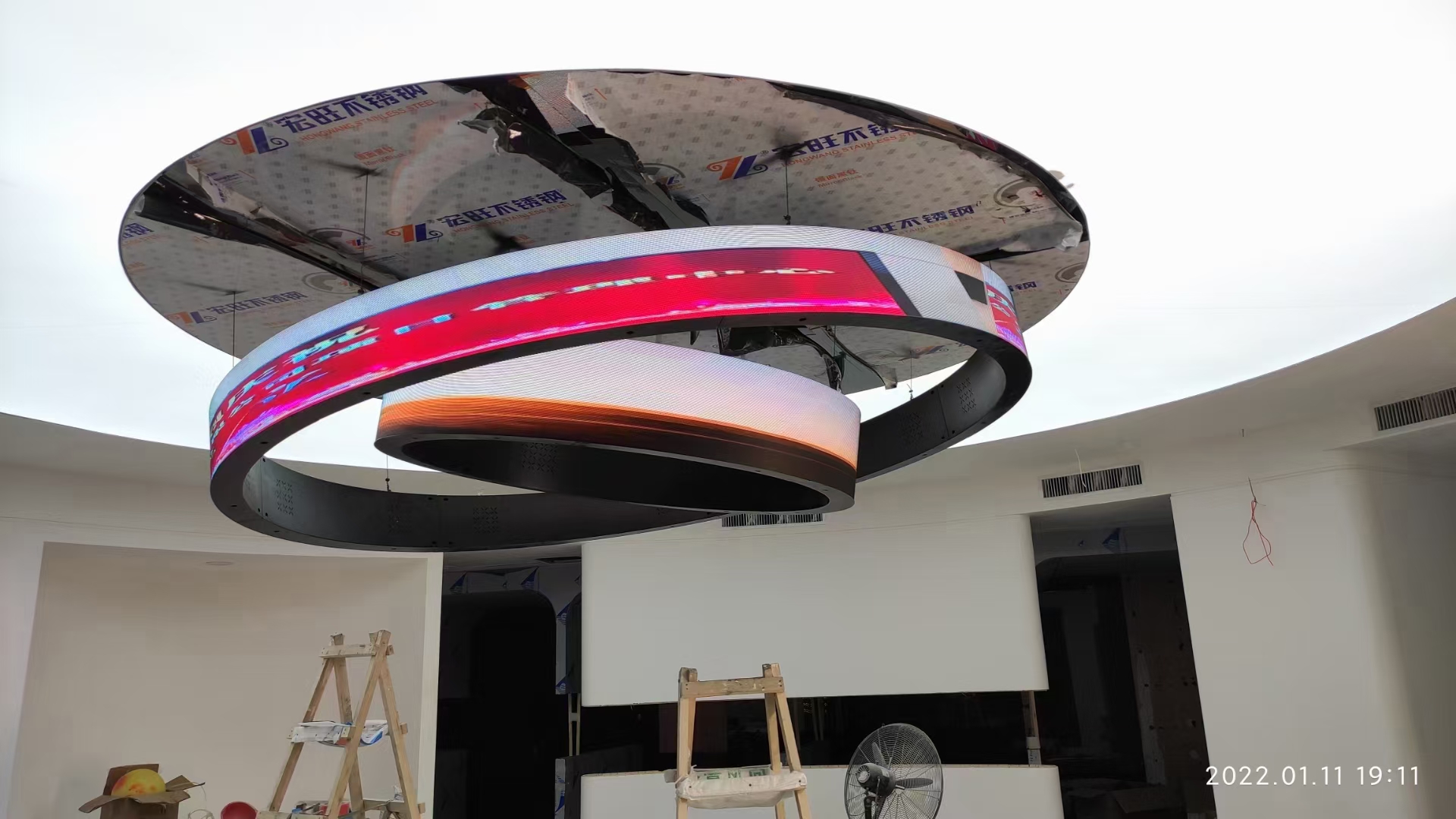 LED special-shaped screens- the beauty of customization reshapes the visual world LED special-shaped screens- the beauty of customization reshapes the visual world