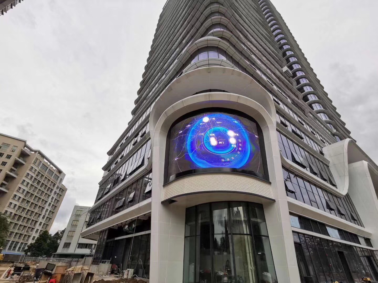 Outdoor LED Screens- High Cost-Effectiveness Illuminates Business Value Outdoor LED Screens- High Cost-Effectiveness Illuminates Business Value