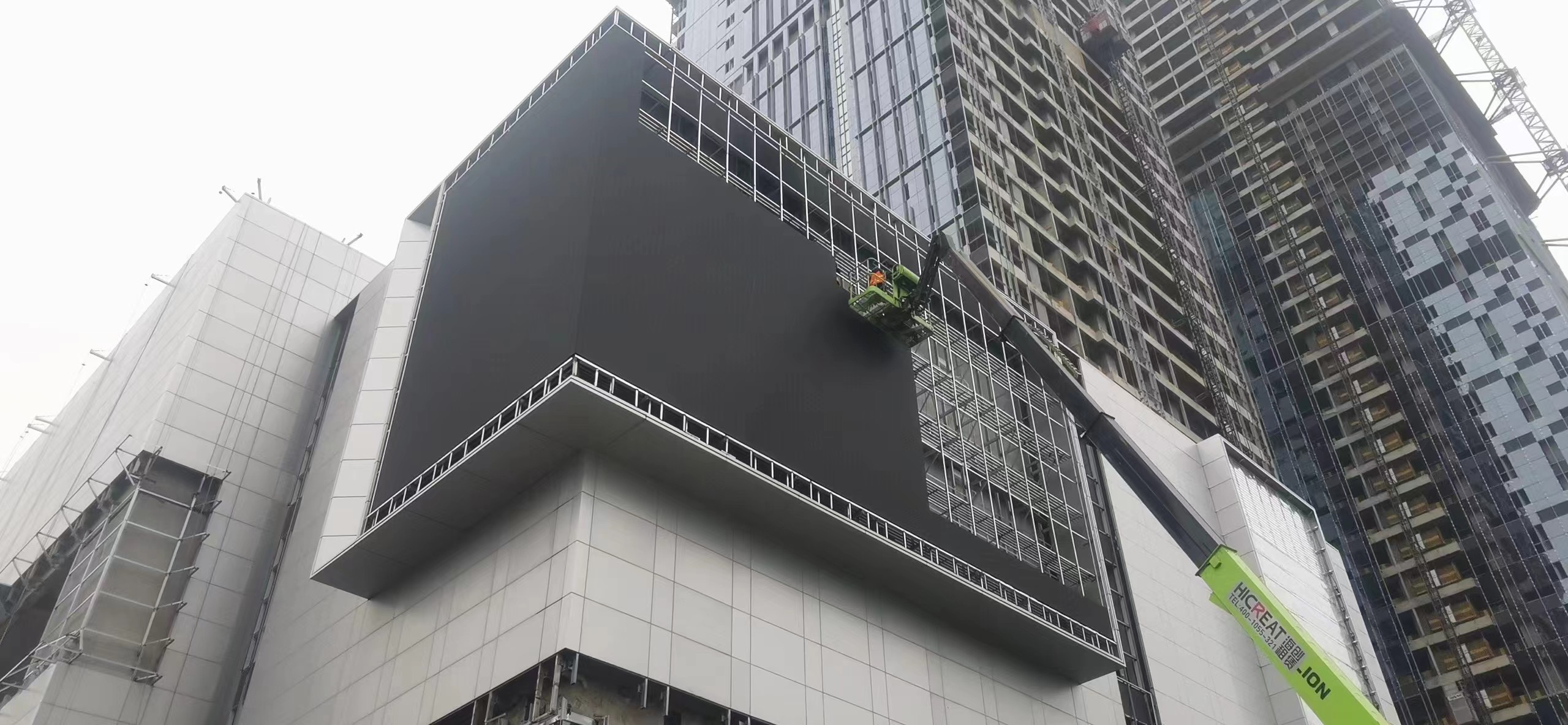 Ditch the Ordinary! How to Dominate Outdoor Advertising with Naked-Eye 3D? Ditch the Ordinary! How to Dominate Outdoor Advertising with Naked-Eye 3D?
