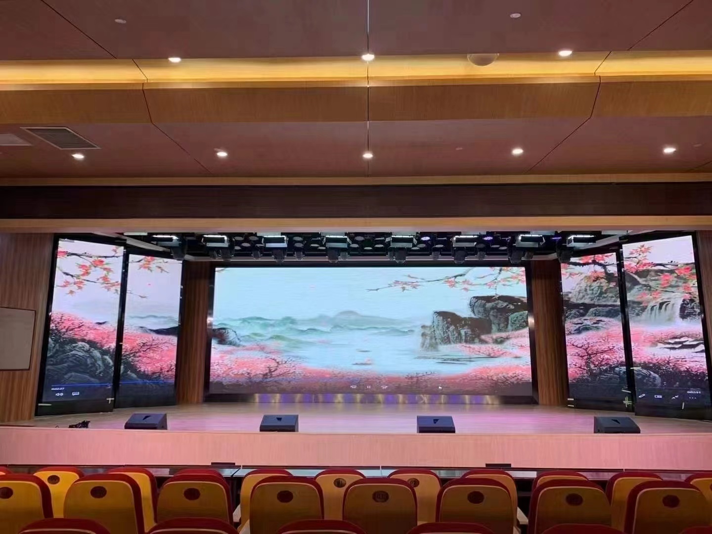 Shining on the stage, visual revolution-LED stage display Shining on the stage, visual revolution-LED stage display