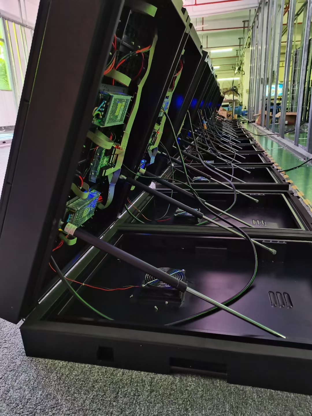 Innovative Design: The Application Value of Front Flip Cover Technology for LED Outdoor Screens Innovative Design: The Application Value of Front Flip Cover Technology for LED Outdoor Screens