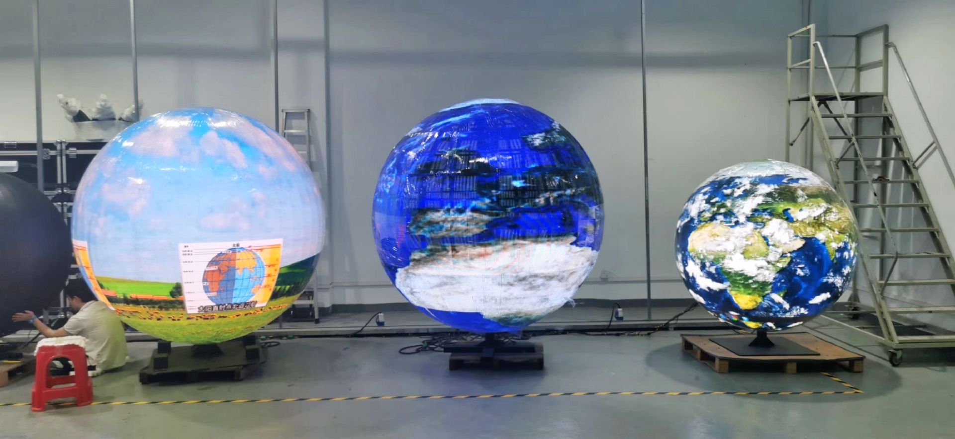 Custom-designed LED shapes: Display technology breaks through the boundaries of the rectangle